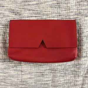 Vince Red Clutch